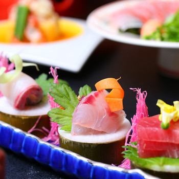 海はすぐそこ…波音を聞きながらお部屋で寛げる宿3485913