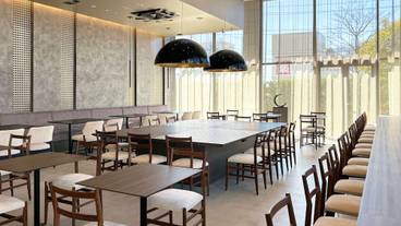 朝食スペース / 13