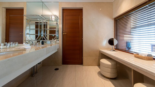 プレミアムフォースルーム レイクビュー 禁煙