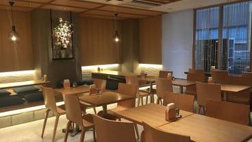 朝食スペース / 12