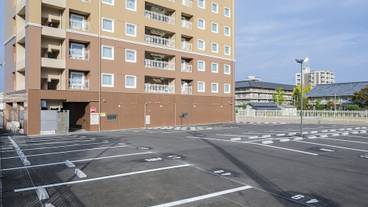 駐車場 / 7