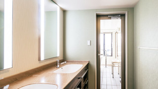 デラックスツインルーム [禁煙] 大人の人数に応じてエキストラベッドをご用意いたします