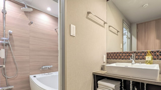 デラックスジャパニーズルーム 禁煙 (1～5名) (地下フロアへのご案内となります)