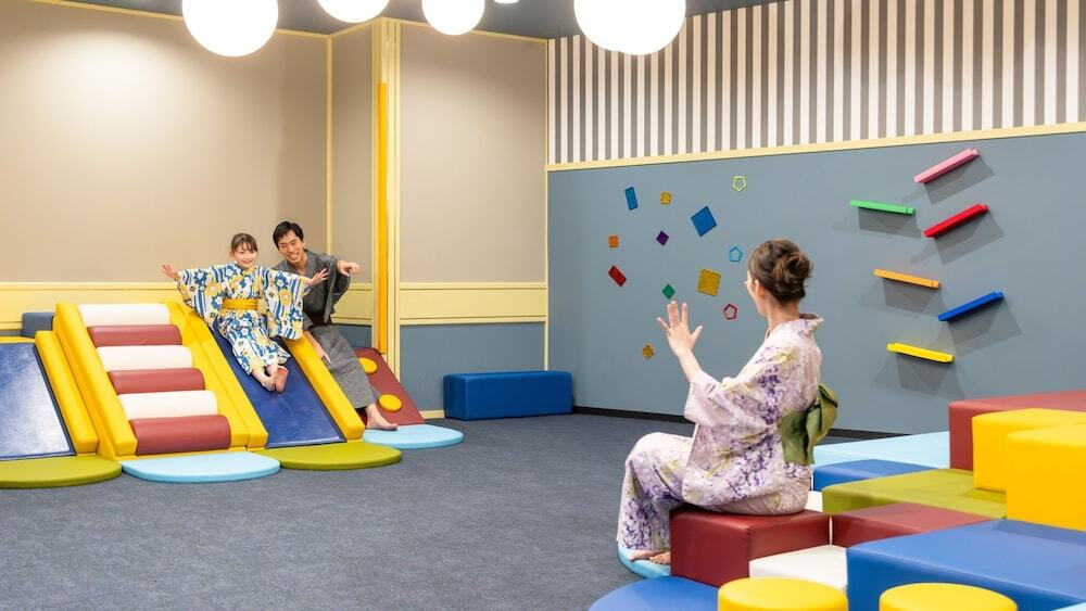 子供用の遊び場 - 屋内