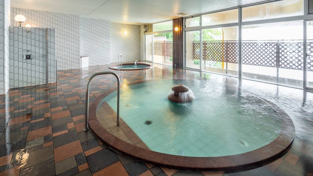 嬉春亭大浴場_女湯「渚の湯」 / 4