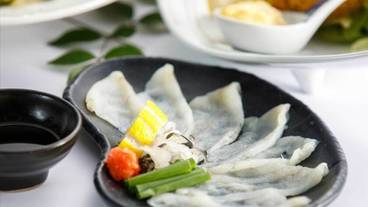 食事・飲み物 / 4