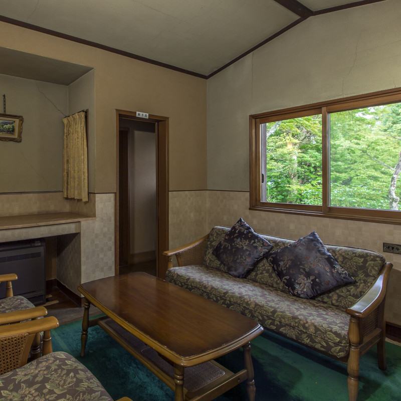 強羅温泉 自家源泉掛け流しの宿 強羅環翠楼(ゴウラオンセン ジカゲンセンカケナガシノヤド ゴウラカンスイロウ) / 5