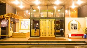 施設の入り口 / 14