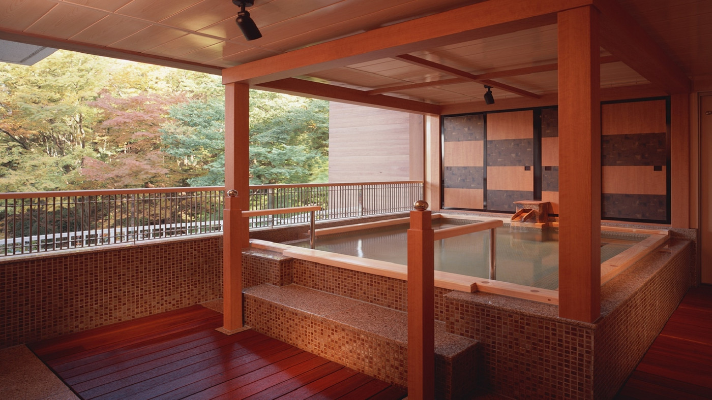 優しい水音に心和む、渓流沿いの宿4003514