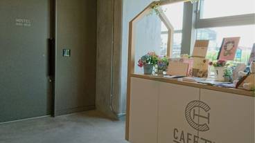 内部エントランス / 2