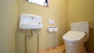 温泉陶器風呂付き離れ: 6畳 + 4.5畳和洋室 [すいせん] 禁煙