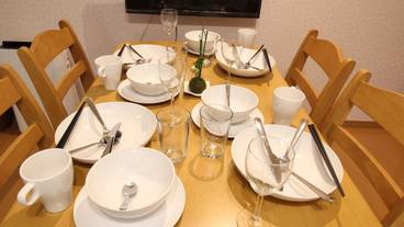 客室内のダイニングエリア / 22