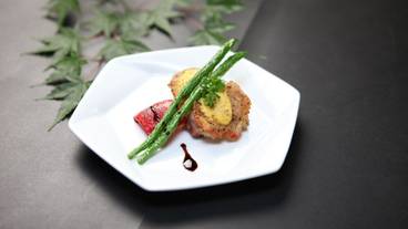 食事・飲み物 / 2