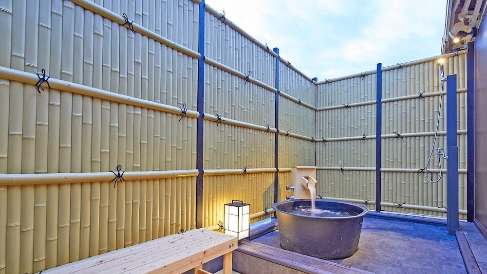 露天付きのお部屋も!遊び心満点の忍者屋敷風プチホテル4242666