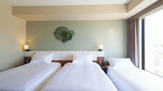 デラックス ツイン ２台, エキストラベッド １台