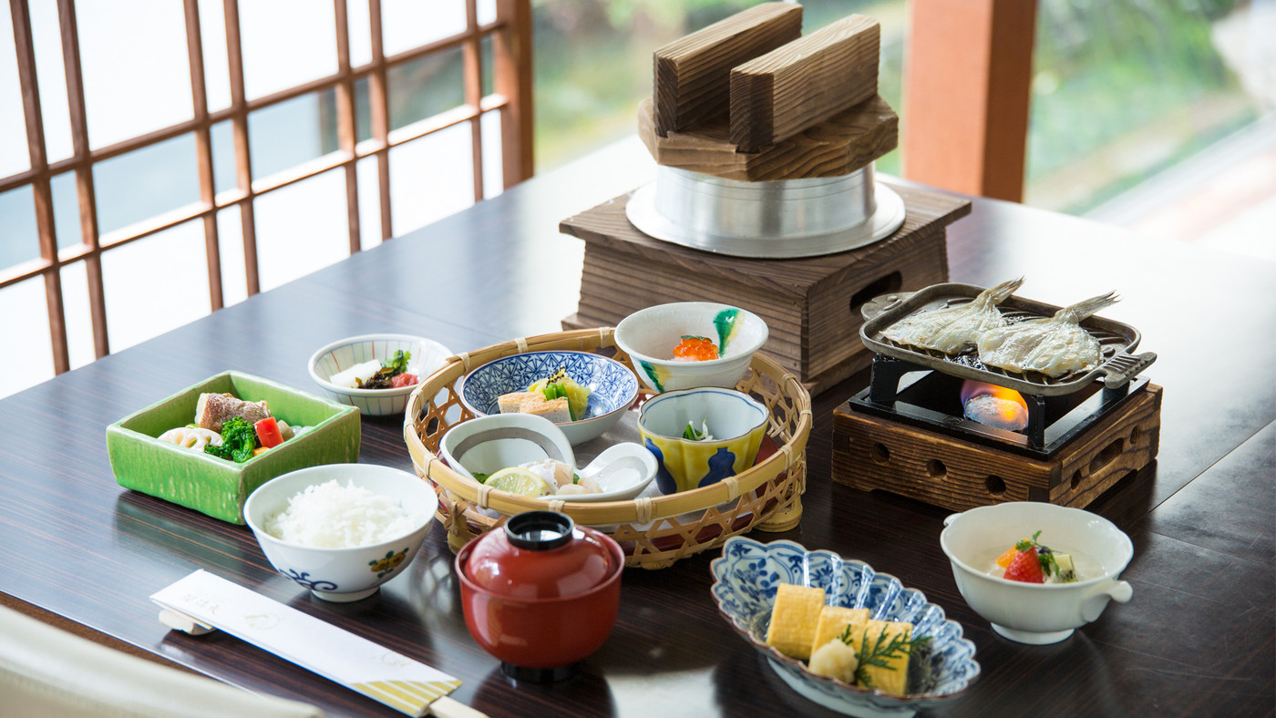 アート作品のような会席料理にため息…3696582