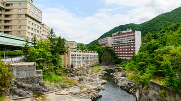 定山渓温泉街 / 2