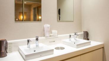 屋内スパ浴槽 / 1