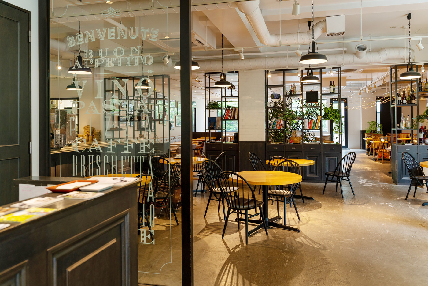 レストラン カフェ インテリアイメージ