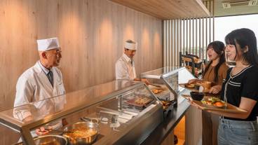 朝食ビュッフェ / 9