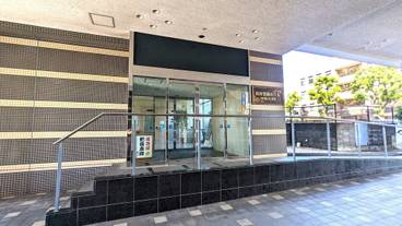 施設の入り口 / 7