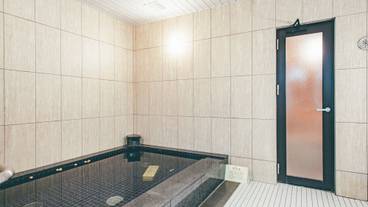 屋内スパ浴槽 / 4