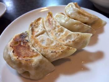 「中華成喜」 料理 83146322 餃子（378円）