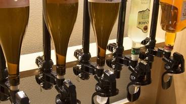 ラウンジ　セルフサービスのアルコール / 1