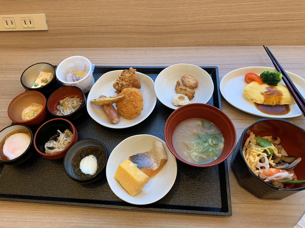 小鉢がたくさん