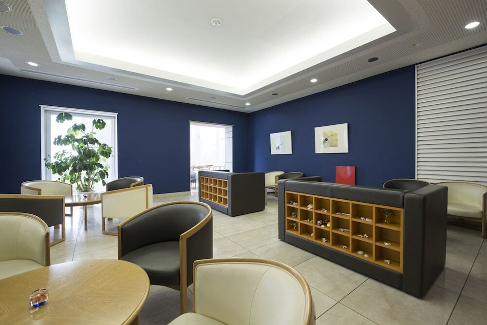 ロビーラウンジ