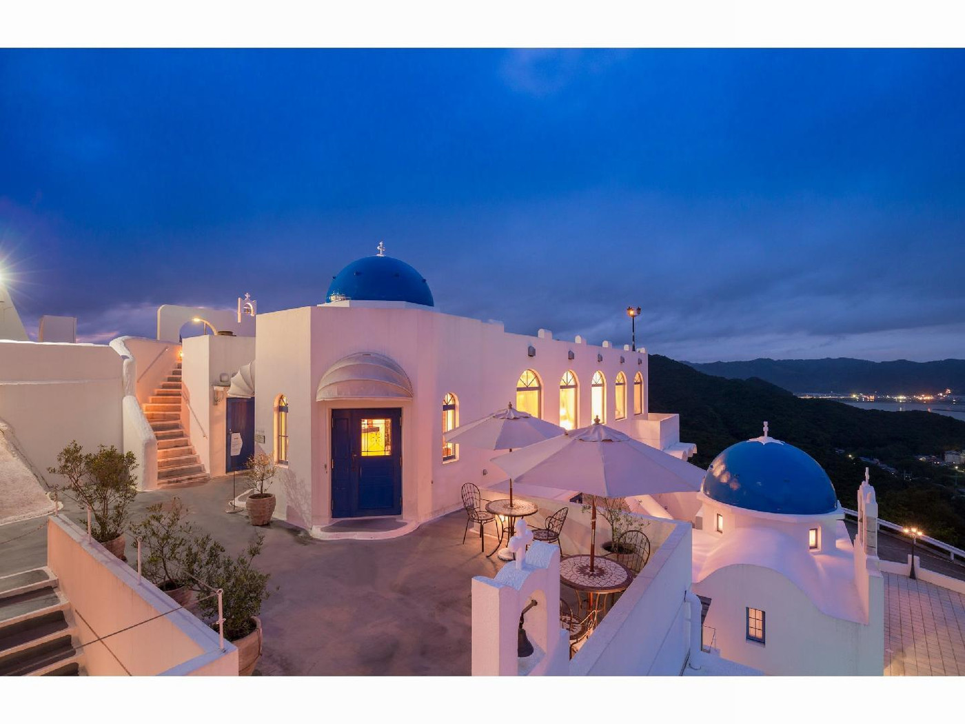 1.地中海のような海のリゾート「ヴィラ・サントリーニ」3491476