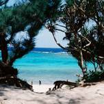 沖縄・人気の海中道路の先にある「伊計島」の魅力をご紹介！