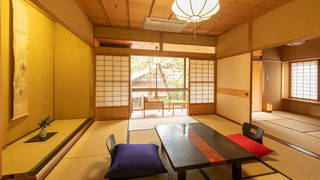 源泉かけ流し露天風呂【秋の館・モダンメゾネット／重陽の間】禁煙