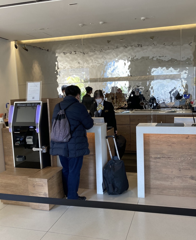 15時チェックイン～なので荷物を預け明日ます。