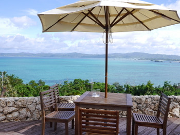 「オーシャンブルー」外観 679408 テラス席