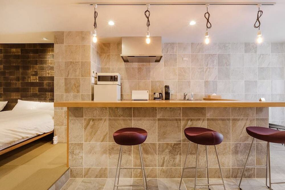 客室内のダイニングエリア