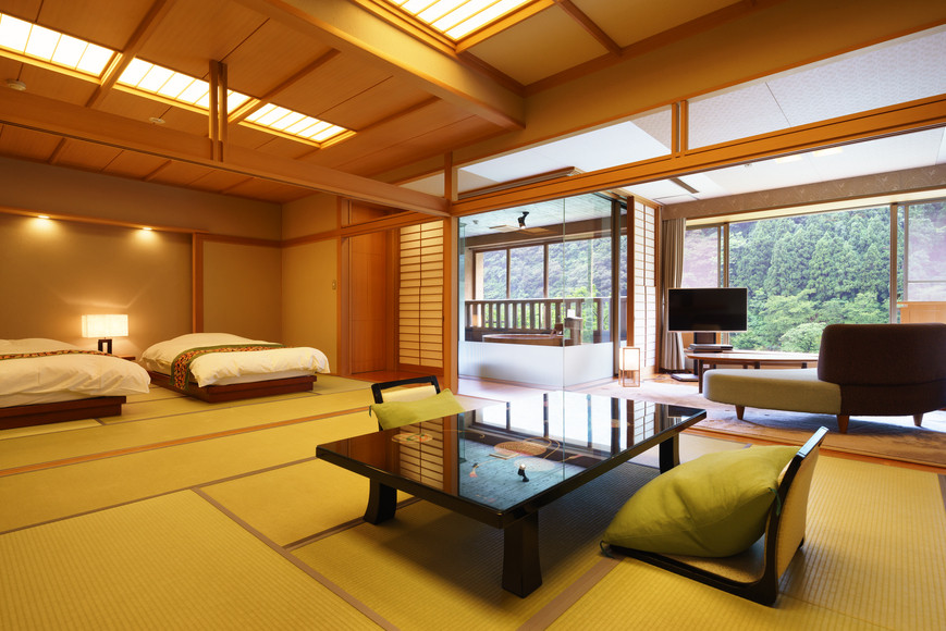 全館畳廊下。砺波平野の奥座敷に佇む温泉旅館4231615