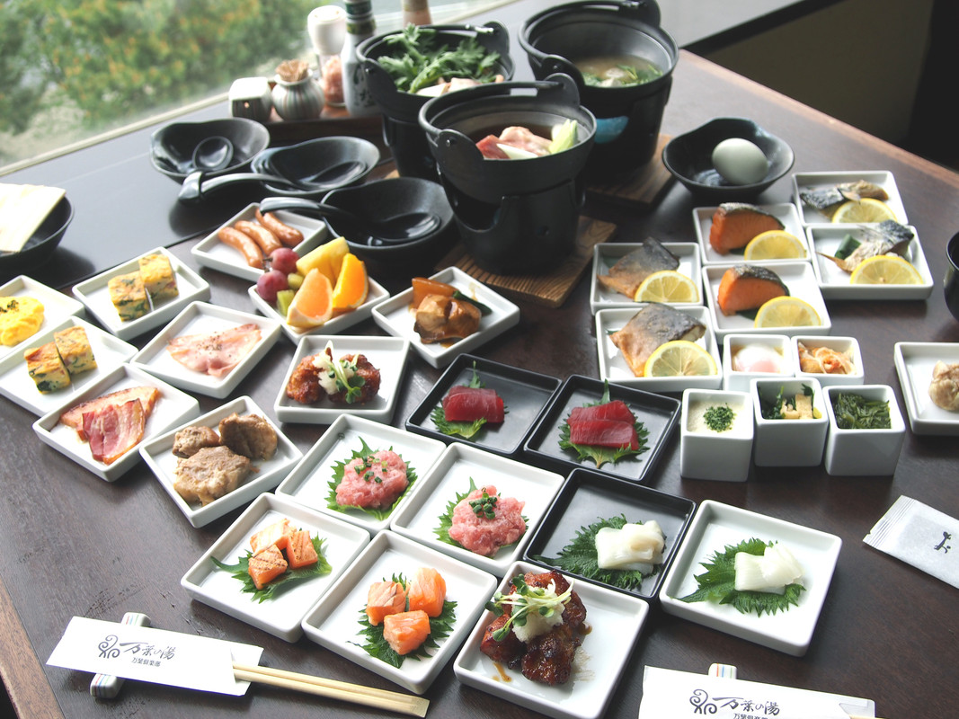 横浜みなとみらい 万葉倶楽部（ヨコハマミナトミライ マンヨウクラブ） / 1