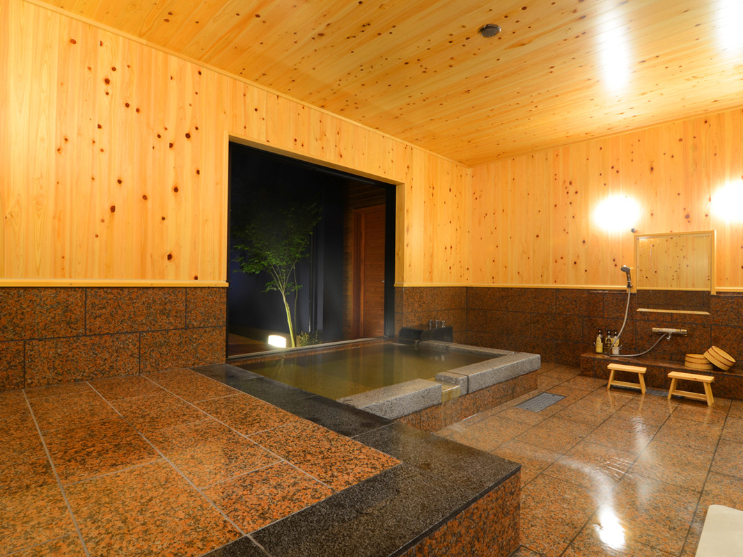 低温岩盤浴付き客室 斗 内風呂