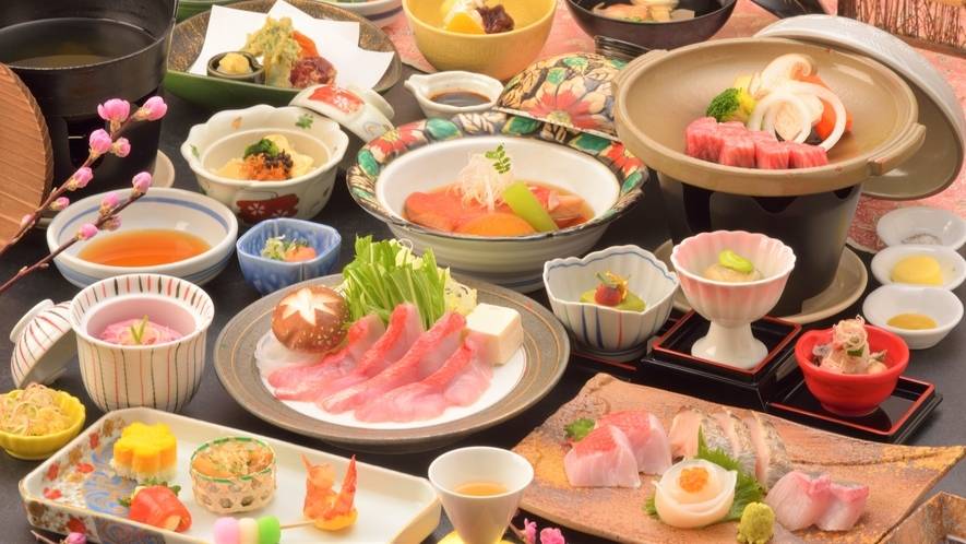 海の幸を盛り込んだ
地元産にこだわった会席 / 2