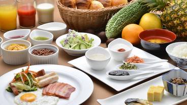 食事・飲み物 / 4