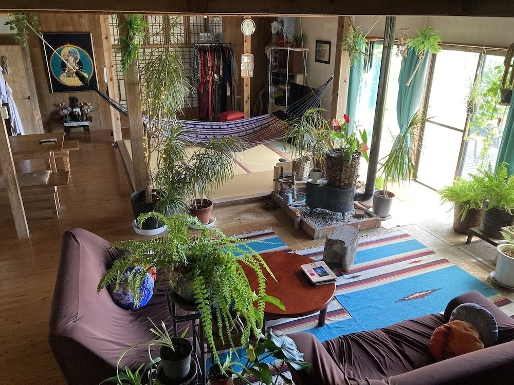 ロビーラウンジ