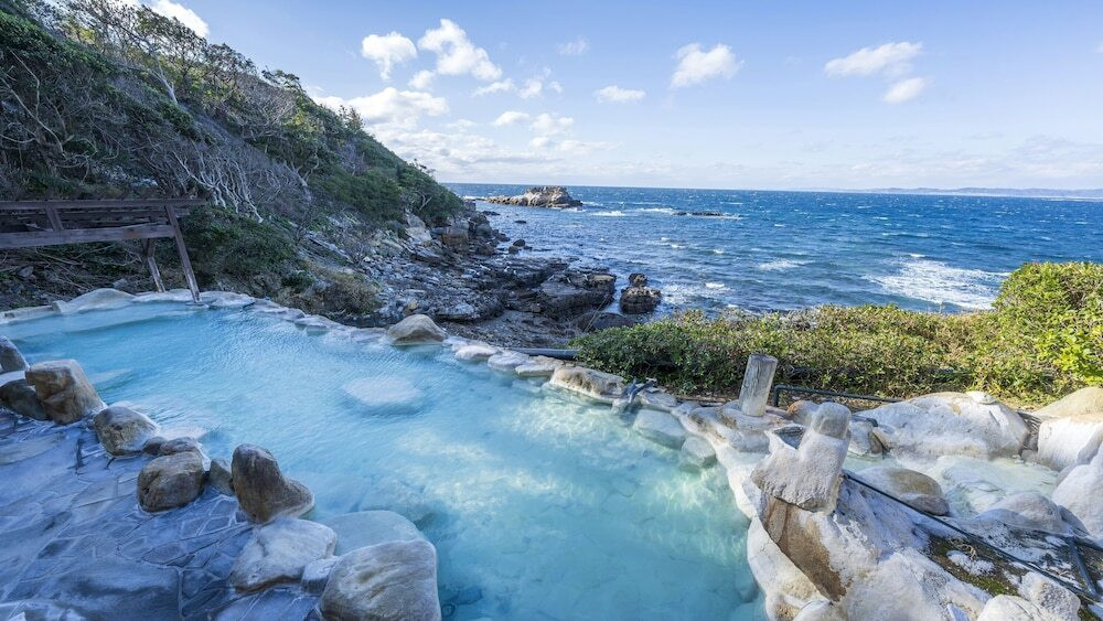 いつでも海を間近に感じられる宿3964910