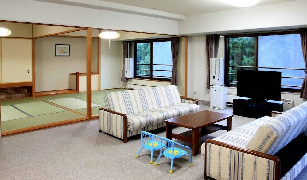 和室ラージルーム / 1