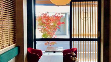 内部エントランス / 2