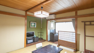 和室共用トイレ４人