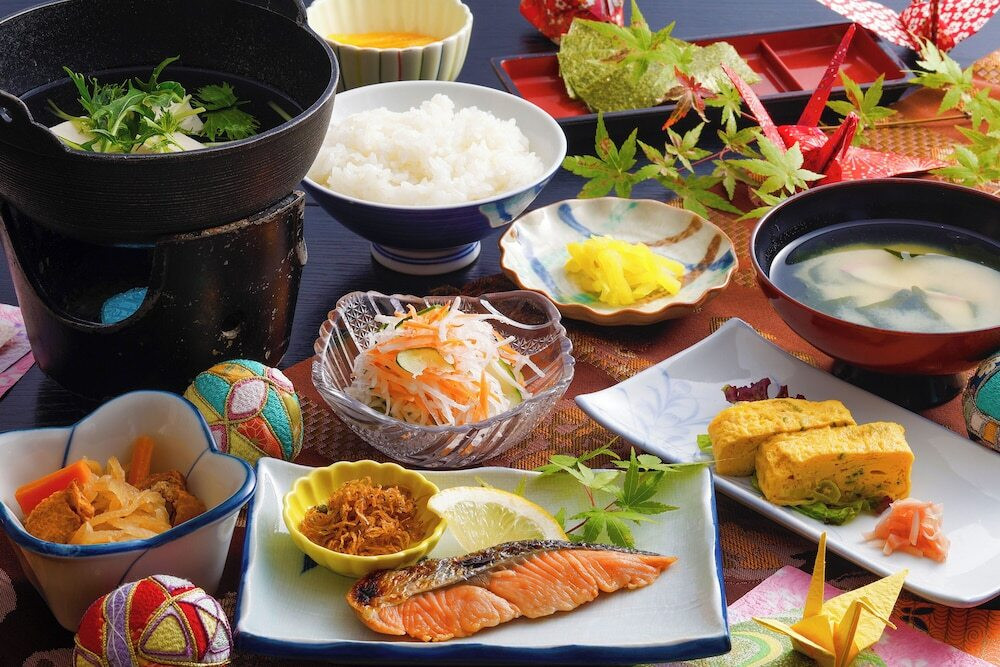 朝食