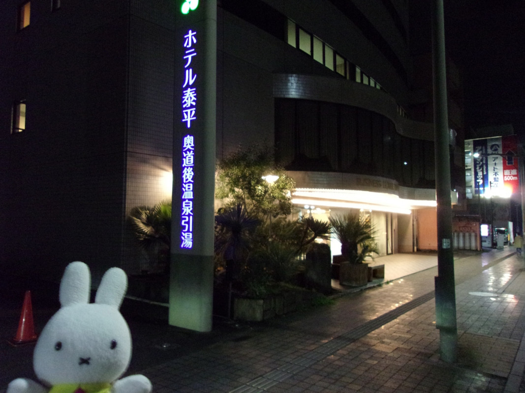 大通りに面しています。