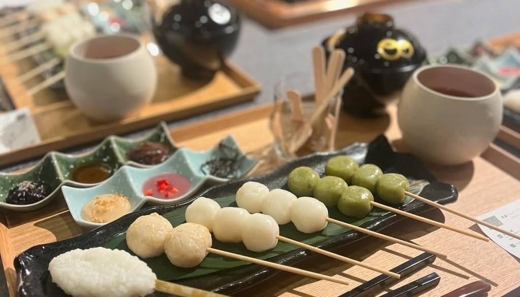 お団子セット一例 / 1