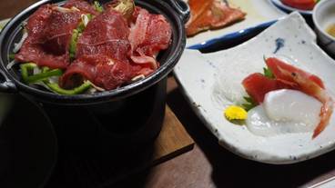 食事・飲み物 / 3